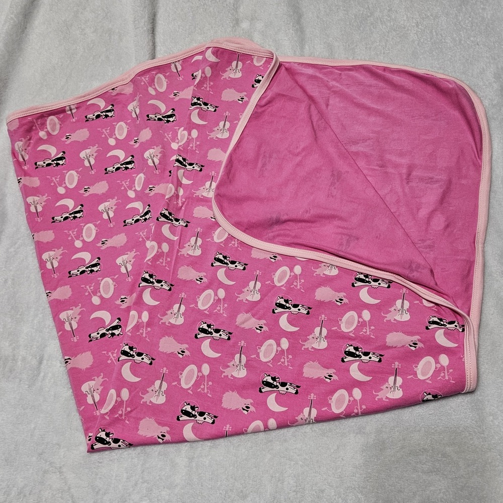 Kickee Pants Pinkโ Hey Diddle Diddle Bamboo Swaddle Stroller Blanket 38x28